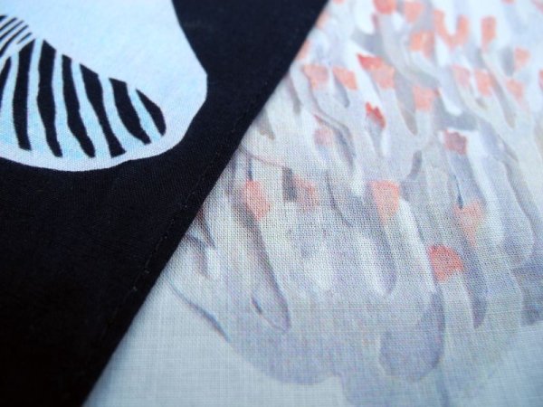 画像5: キノコの切り絵ハンカチ (5)